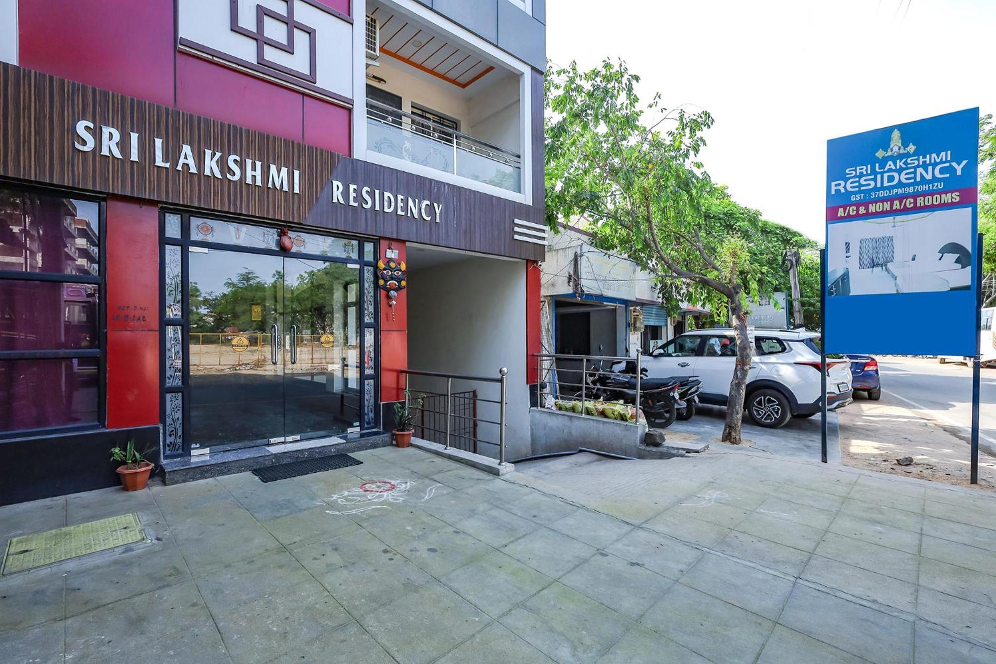 Hotel Capital O Lakshmi Residency Tirupati Exterior foto