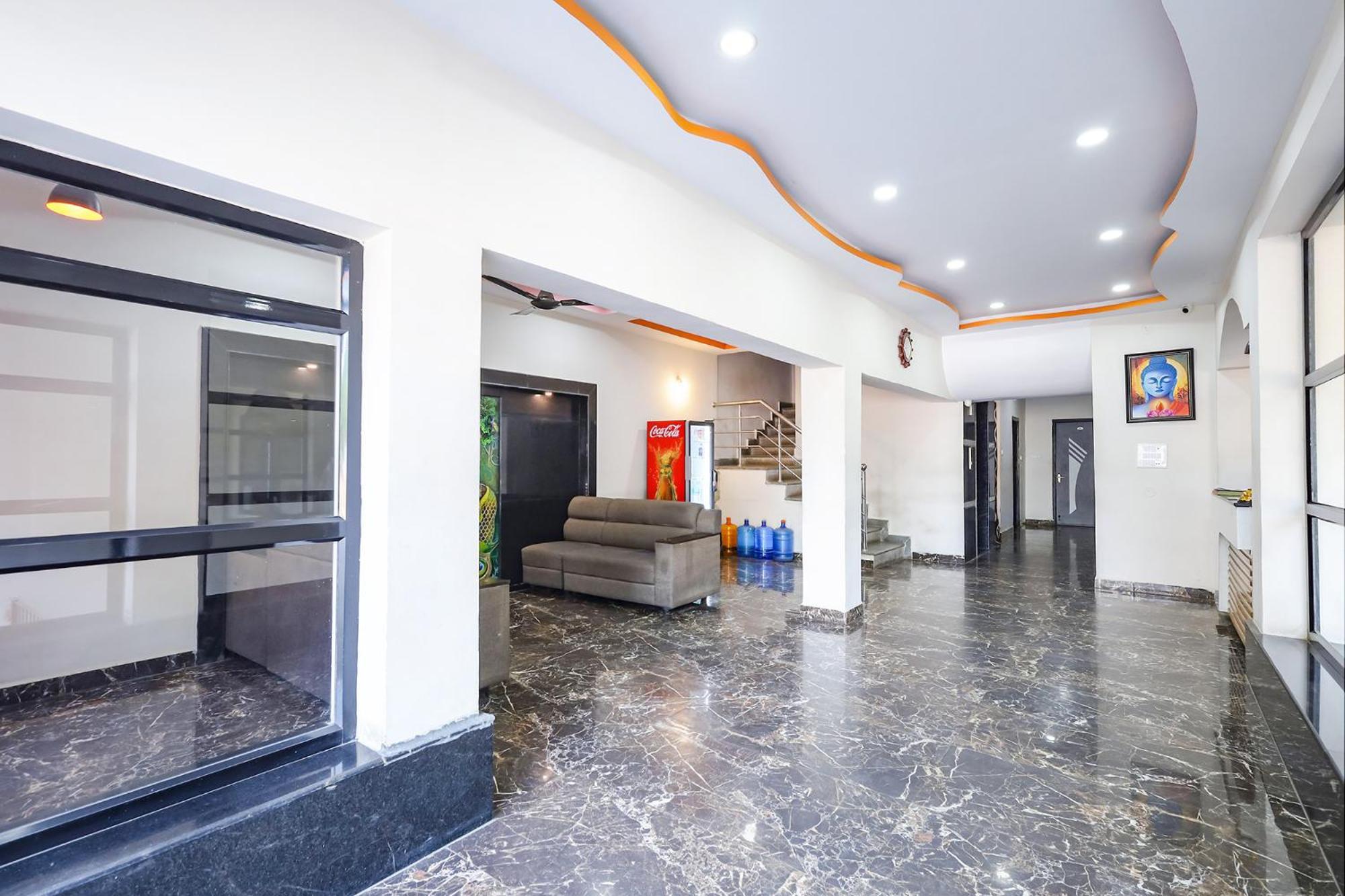 Hotel Capital O Lakshmi Residency Tirupati Exterior foto